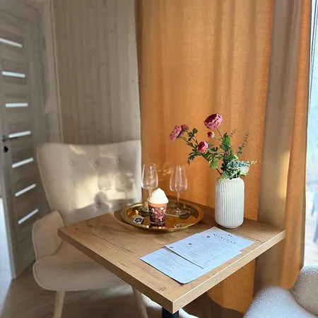 Glamping Pod Hazmburkem * Libochovice